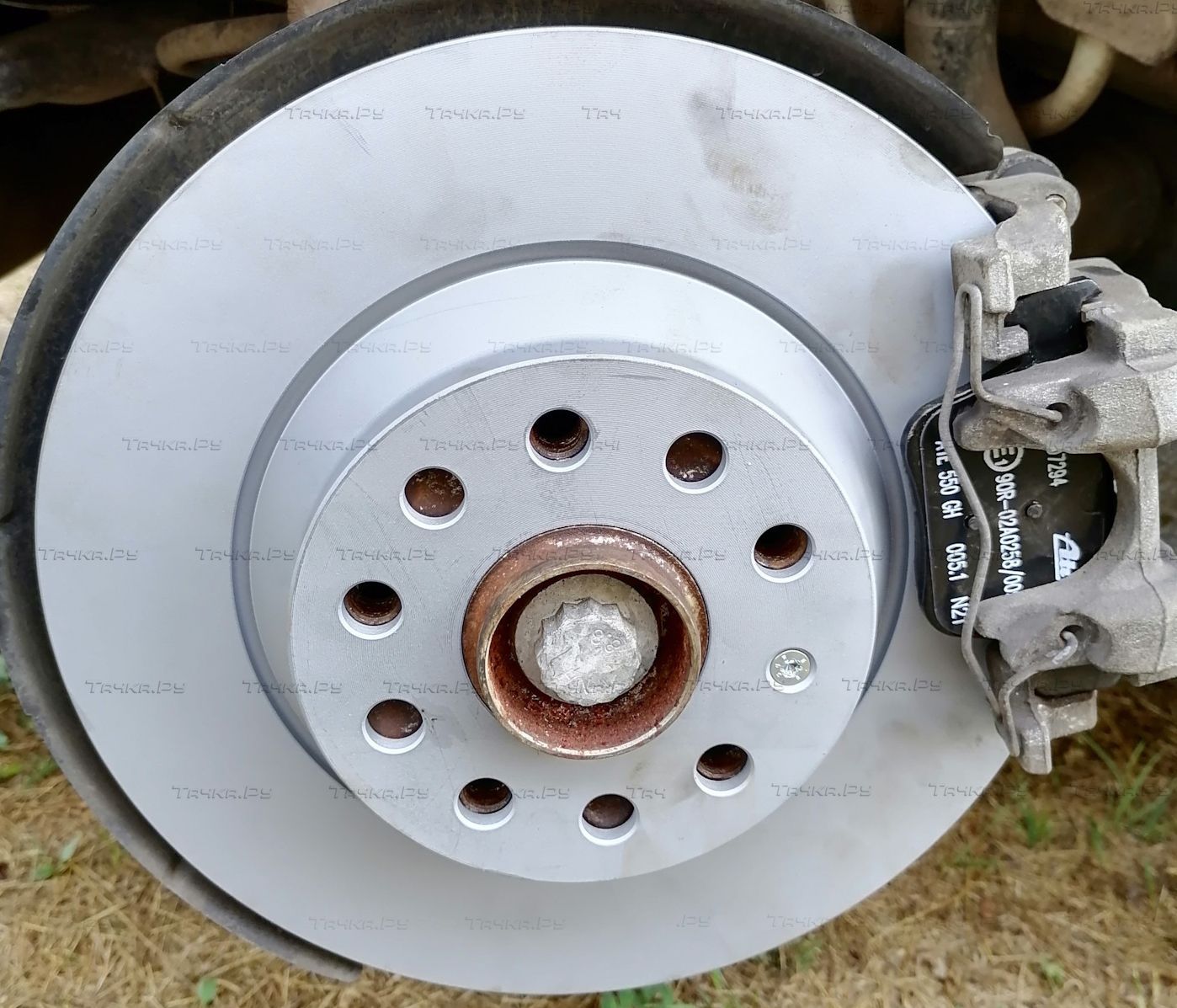 Тормозной диск ATE задний для Volkswagen Passat B8 2014-2026. Артикул 24.0112-0210.1
