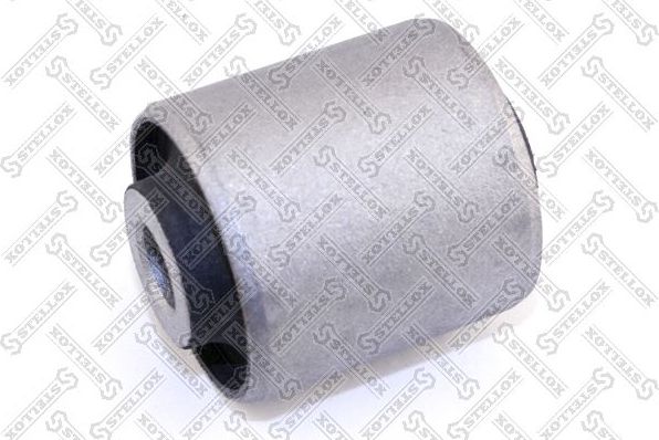 Сайлентблок переднего рычага подвески Stellox. Артикул 87-37090-SX