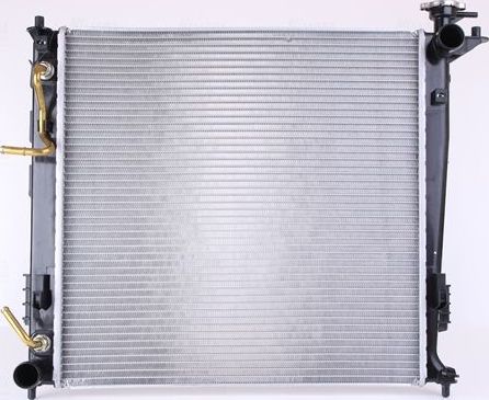 Радиатор охлаждения двигателя Nissens. Артикул 67516