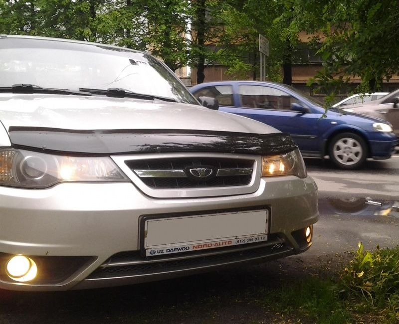 Дефлектор VT52 для капота Daewoo Nexia 1995-2016. Артикул DW02VT
