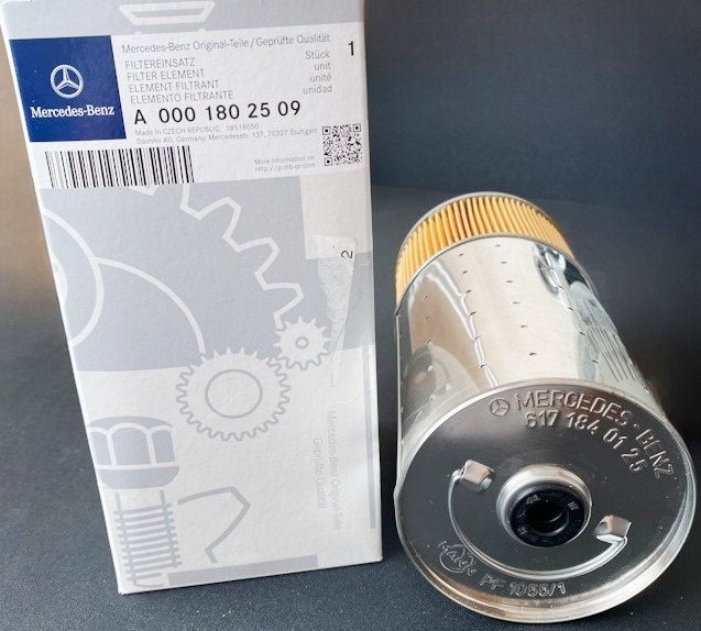 Масляный фильтр Mercedes-Benz. Артикул A0001802509