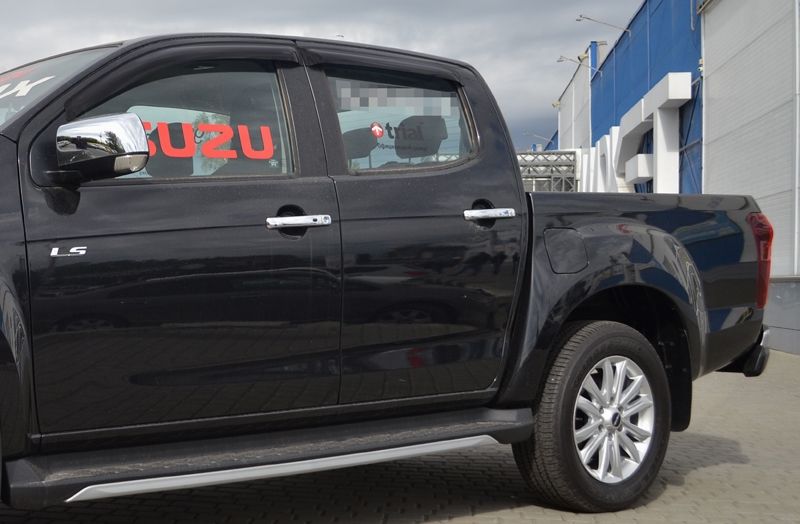 Дефлекторы SIM для окон Isuzu D-Max 2019-2026. Артикул SISDMAX1932