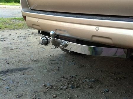 Фаркоп Baltex для Toyota Land Cruiser Prado 150 2009-2026 (кроме TRJ150L-GKPEK с двигателем 2TR-FE) с нержавеющей накладкой. Фланцевое крепление. Артикул Y13E