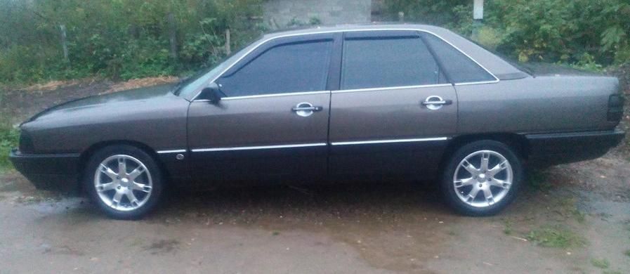 Дефлекторы Cobra Tuning для окон Audi 100 C3 седан 1982-1990. Артикул A13182