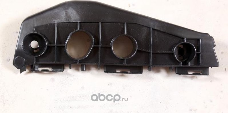 Кронштейн бампера Toyota. Артикул 5211512460