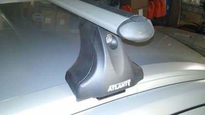 Багажник на интегрированные рейлинги Атлант для Audi Q3 2011-2018 (Аэродинамические дуги). Артикул 7175+7002+8827