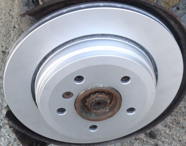 Тормозной диск Textar Pro задний для BMW 3 IV (E46) 2000-2005. Артикул 92141703