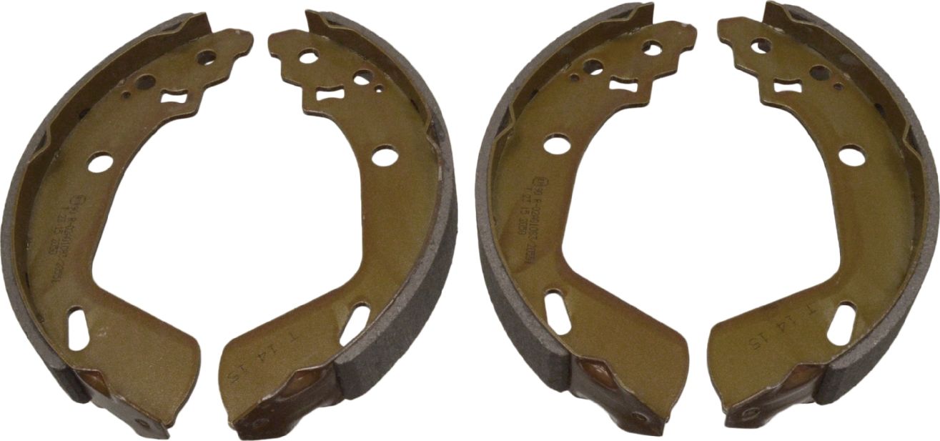 Тормозные колодки Blue Print. Артикул ADK84141