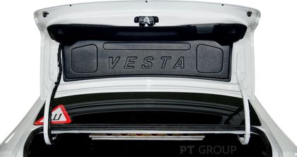 Внутренняя облицовка PT Group крышки багажника с надписью (ABS) для Lada Vesta I 2015-2024. Артикул LVE112401