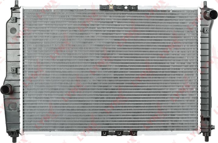 Радиатор охлаждения двигателя LYNXauto. Артикул RB-1006