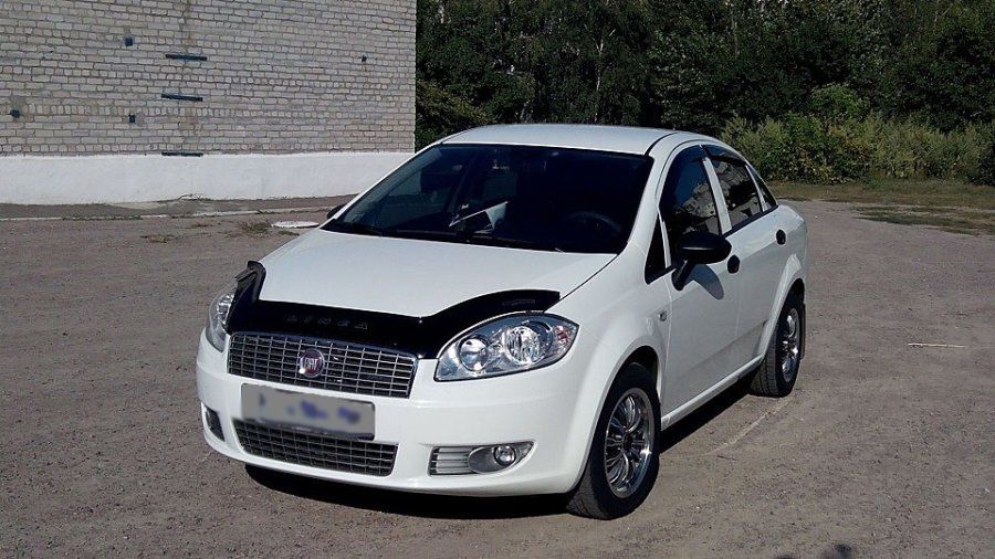 Дефлектор Vip-Tuning для капота Fiat Linea 2007-2026. Артикул FT09