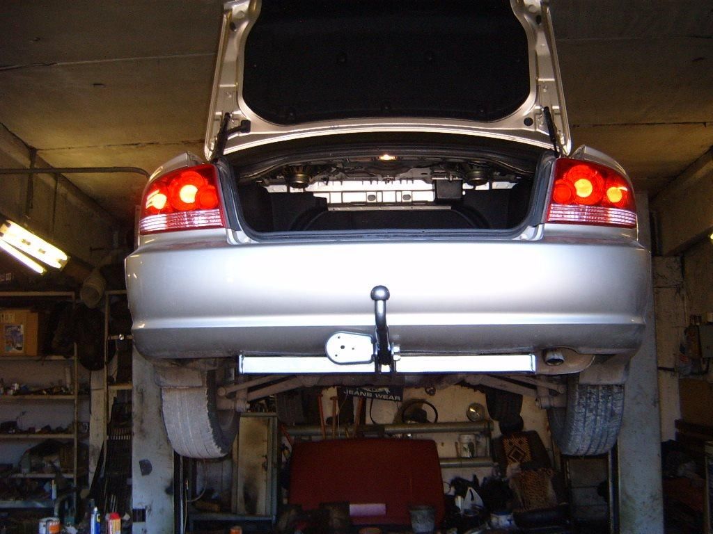 Фаркоп AvtoS для Hyundai Sonata IV EF седан 2001-2004. Артикул HY 07