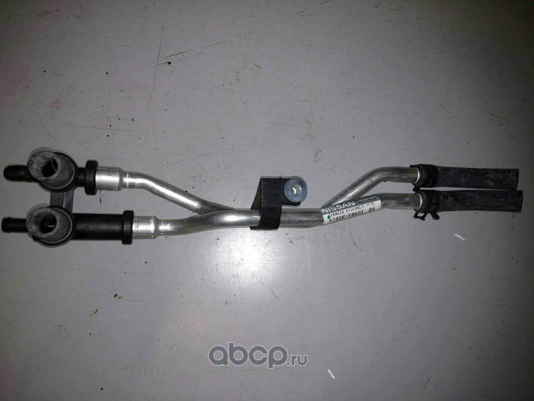 Патрубок радиатора (системы охлаждения) Nissan. Артикул 92408EB601