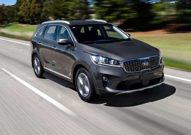 Пороги алюминиевые Rival Premium-Black для Kia Sorento III Prime рестайлинг 2017-2020. Артикул A180ALB.2803.4