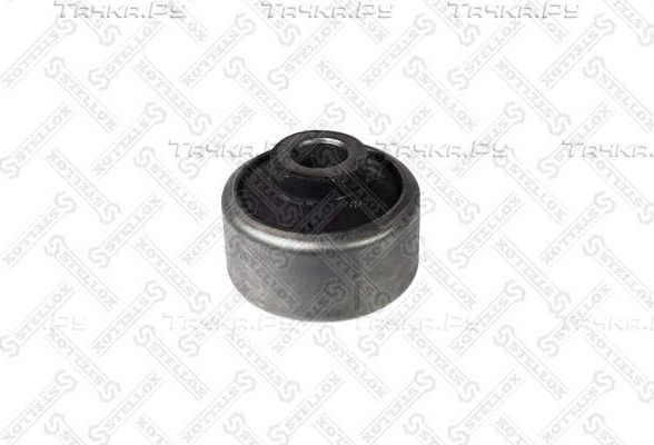 Сайлентблок переднего рычага подвески Stellox. Артикул 77-10090-SX