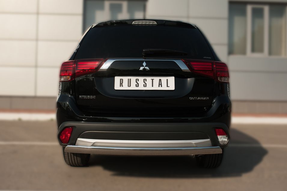 Защита RusStal заднего бампера d75х42 (дуга) для Mitsubishi Outlander III 2015-2018. Артикул MOZ-002114