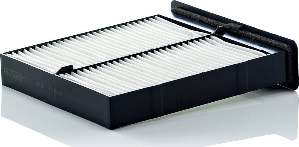 Салонный фильтр Mann-Filter для Suzuki SX4 I (Classic) 2006-2015. Артикул CU 21 004