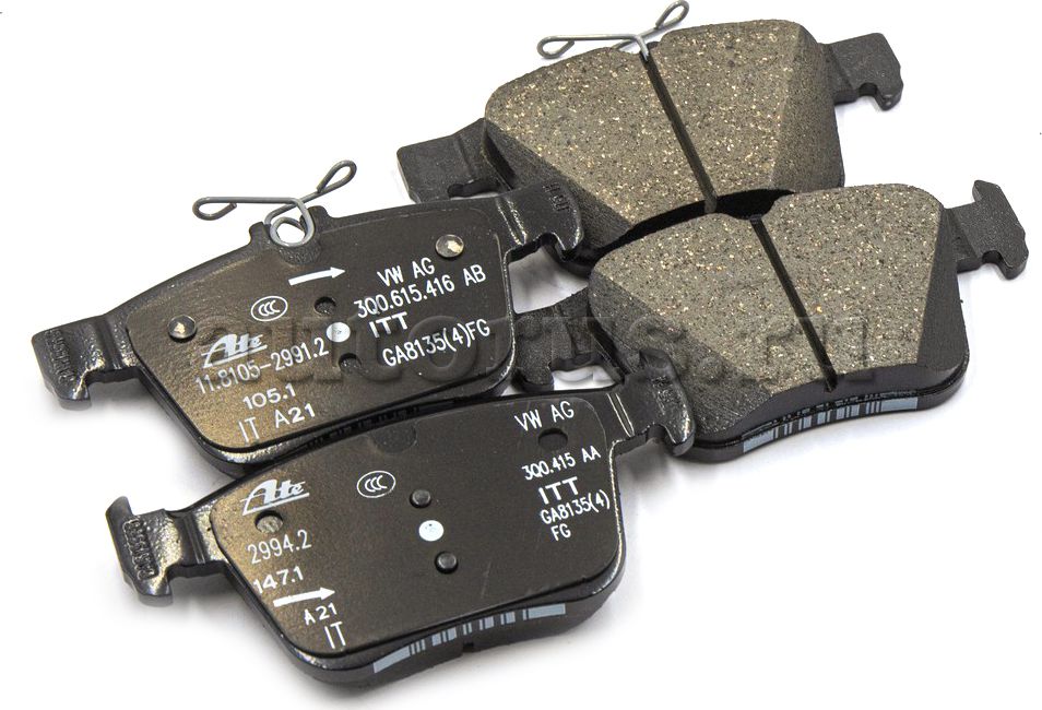 Тормозные колодки VAG. Артикул 3Q0698451L