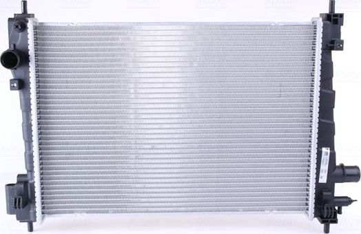 Радиатор охлаждения двигателя Nissens. Артикул 630796