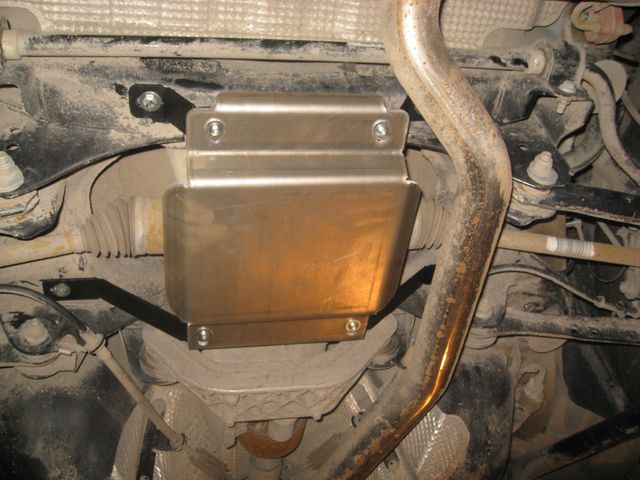 Защита алюминиевая Alfeco для редуктора заднего моста Land Rover Freelander II 2006-2014. Артикул ALF.38.13 AL4