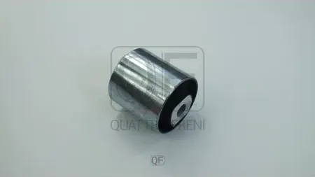 САЙЛЕНБЛОК РЫЧАГА ПОДВЕСКИ передней (Quattro Freni). Артикул QF30D00195