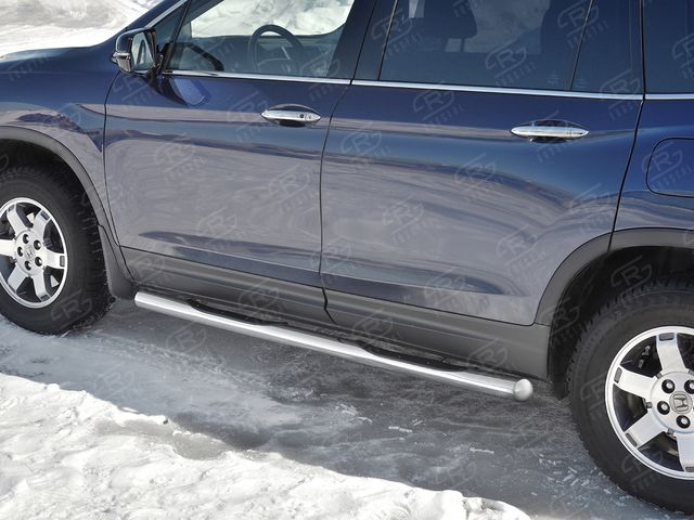 Защита порогов RusStal труба d76 с накладкой (вариант 3) для Honda Pilot III 2016-2026. Артикул HPT-0029233