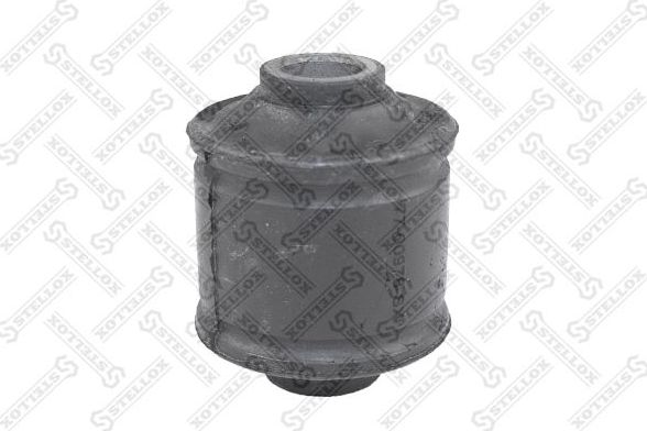 Сайлентблок переднего рычага подвески Stellox. Артикул 77-00978-SX