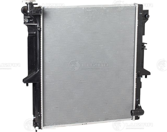 Радиатор охлаждения двигателя Luzar для Mitsubishi L200 IV 2005-2015. Артикул LRc 1148