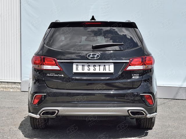 Защита RusStal заднего бампера уголки d42 (секции) для Hyundai Santa Fe Grand 2016-2026. Артикул HSFZ-002742