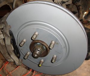 Тормозной диск ATE передний для Nissan Navara D40 2004-2015. Артикул 24.0128-0241.1