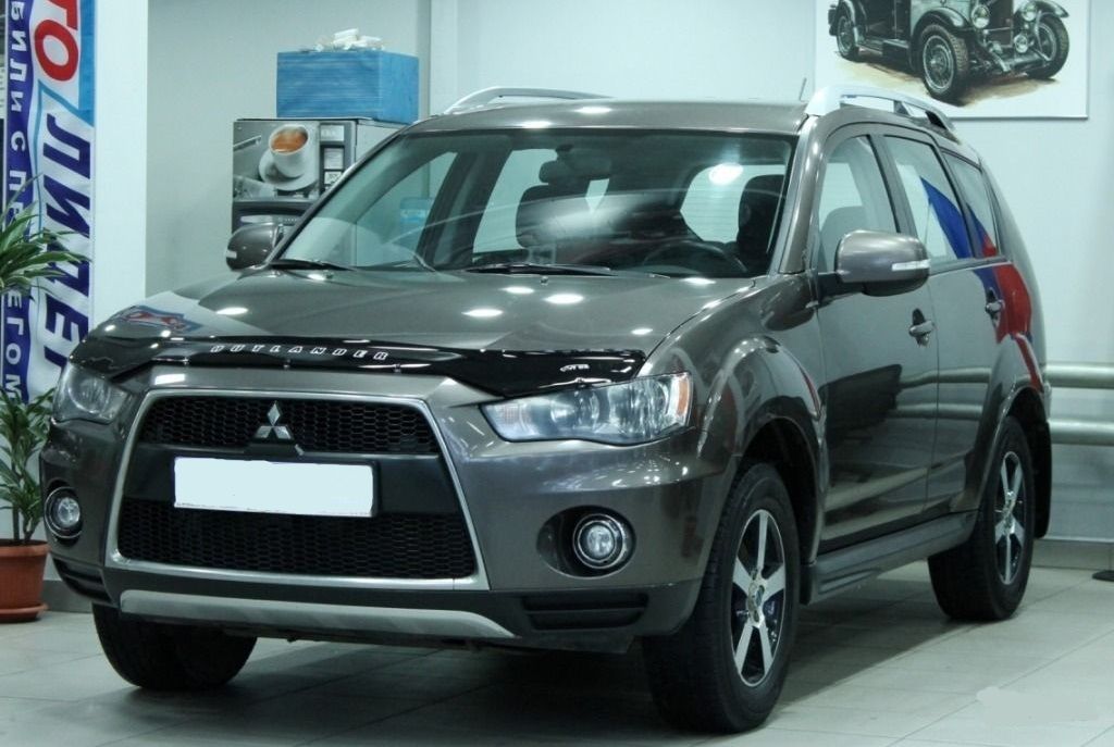 Дефлектор VT52 (верхний) для капота Mitsubishi Outlander XL 2009-2012. Артикул MSH24VT