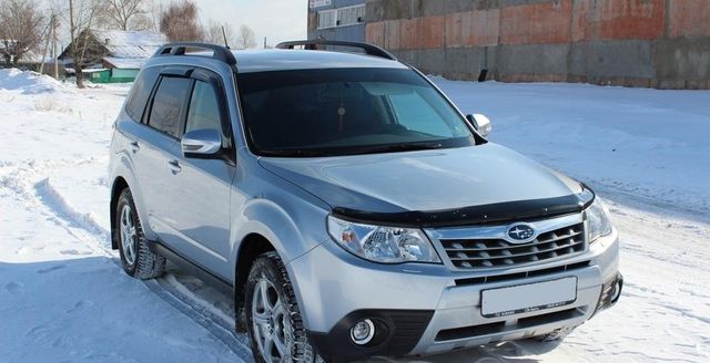 Дефлектор SIM для капота Subaru Forester III 2008-2012. Артикул SSUFOR0812