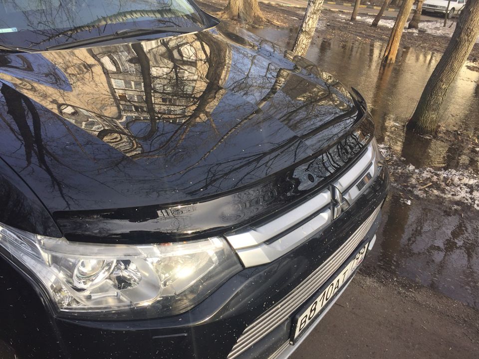 Дефлектор SIM с подгибом для капота Mitsubishi Outlander III 2012-2026. Артикул SMIOUT1212/2