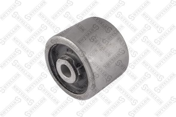 Сайлентблок переднего рычага подвески Stellox. Артикул 77-00255-SX
