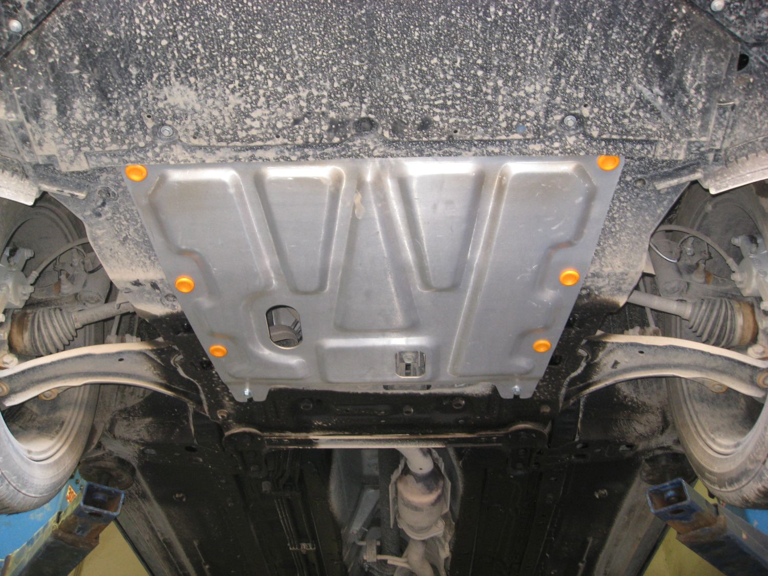 Защита алюминиевая "Alfeco" для картера и КПП Nissan Serena MkIII C25 2005-2012. Артикул ALF.15.11 AL4