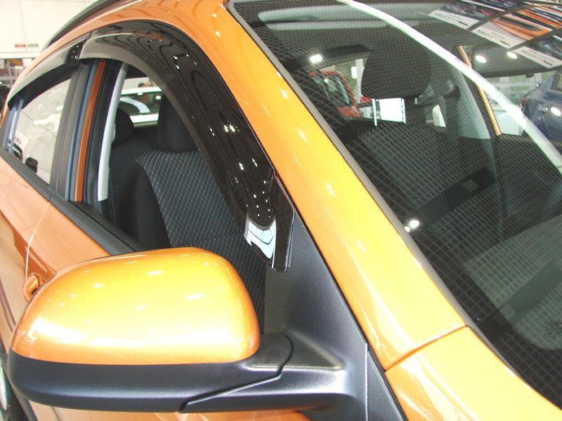 Дефлекторы SIM для окон Kia Rio IV X-line хэтчбек 2017-2026. Артикул SKIRIOH1732