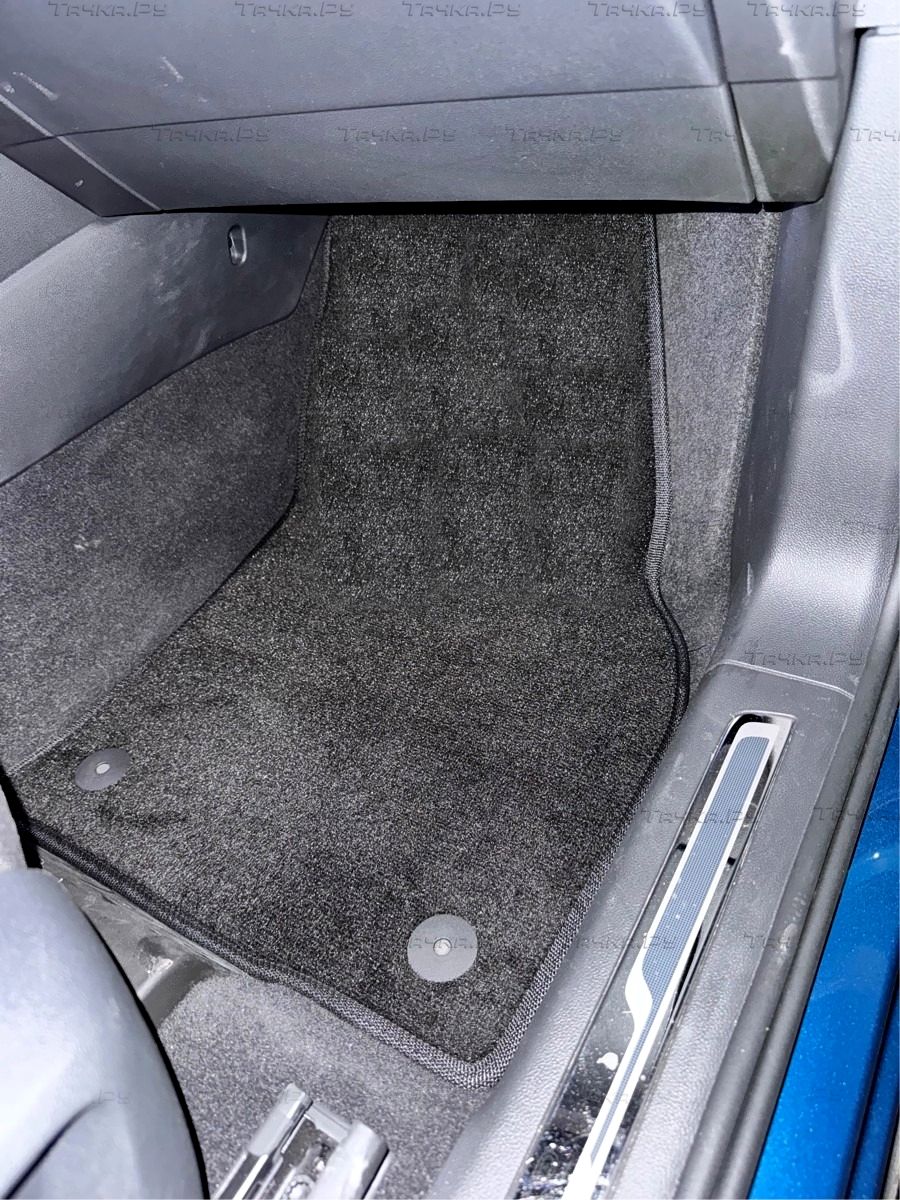 Комплект брызговиков Seintex универсальный HYUNDAI 520х245. Артикул 94124