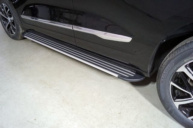 Пороги алюминиевые ТСС Slim Line Silver 1820 мм для Haval Jolion (1,5 л, 2WD) 2021-2026. Артикул HAVJOL21-29S