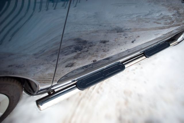 Защита порогов RusStal труба d75х42 овал с накладками для Peugeot 3008 2009-2026. Артикул P38O-000428