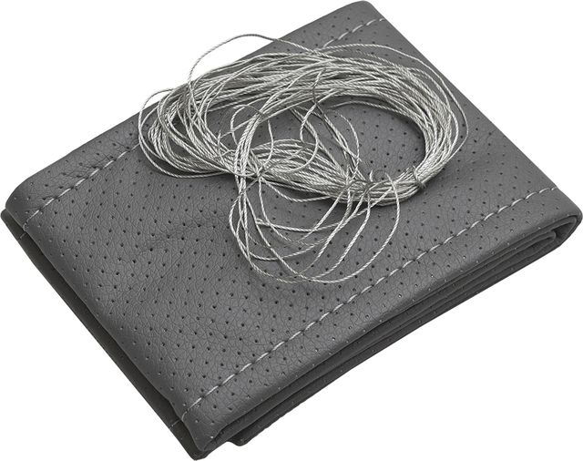 Оплётка на руль Rezkon (размер M, экокожа перф., цвет СЕРЫЙ). Артикул 8001022012