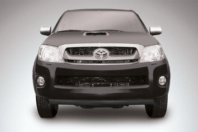 Защита Slitkoff переднего бампера d57 радиусная ЧЕРНАЯ матовая для Toyota Hilux VII 2011-2015. Артикул THL11-002B