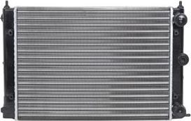 Радиатор охлаждения двигателя Zentparts для Volkswagen Santana 1981-1984. Артикул Z20101
