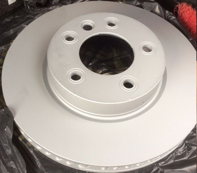 Тормозной диск Zimmermann Coat Z. Артикул 600.3224.20