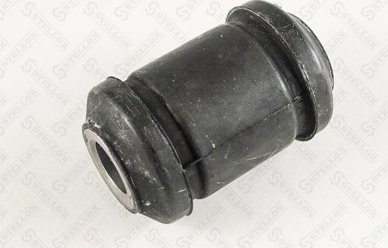 Сайлентблок переднего рычага подвески Stellox. Артикул 77-01280-SX