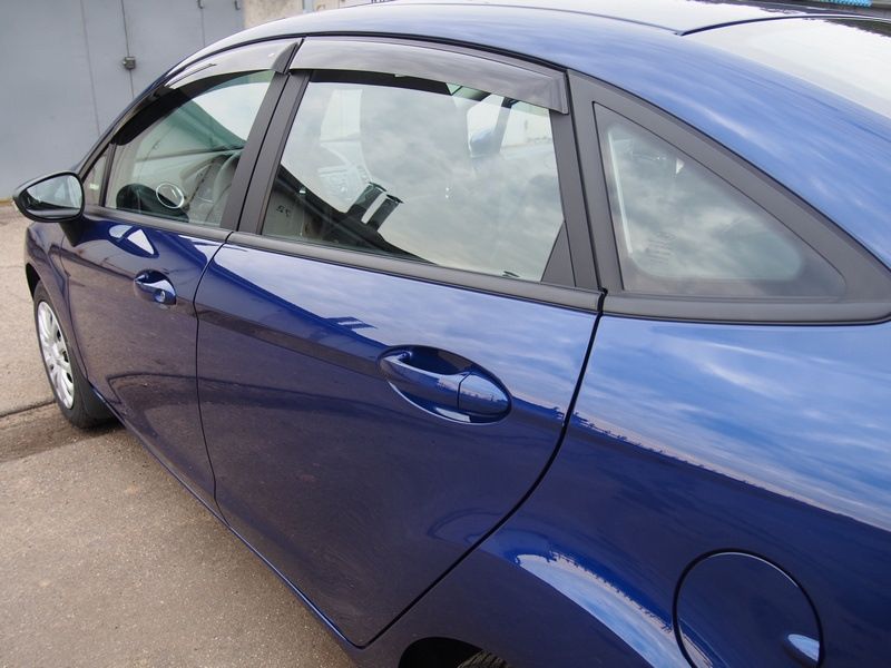 Дефлекторы Cobra Tuning для окон Ford Fiesta VI рестайлинг седан 2015-2019. Артикул F34814