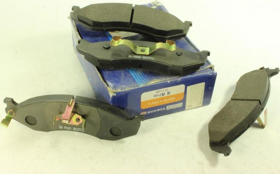 Тормозные колодки Sangsin Hi-Q. Артикул SP1112