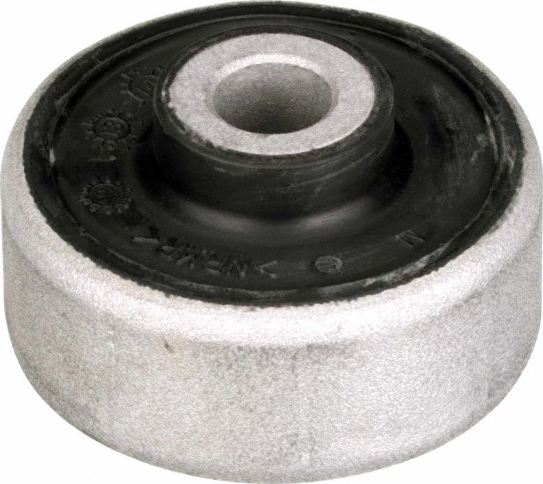 Сайлентблок переднего рычага подвески Gates. Артикул AWS1098