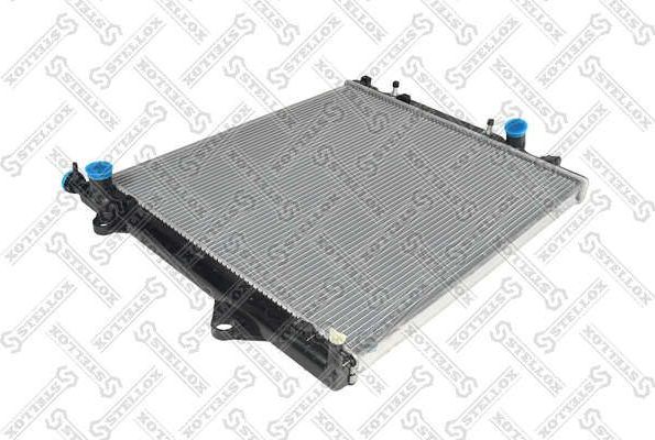 Радиатор охлаждения двигателя Stellox для Toyota Land Cruiser Prado 120 2002-2010. Артикул 10-26328-SX
