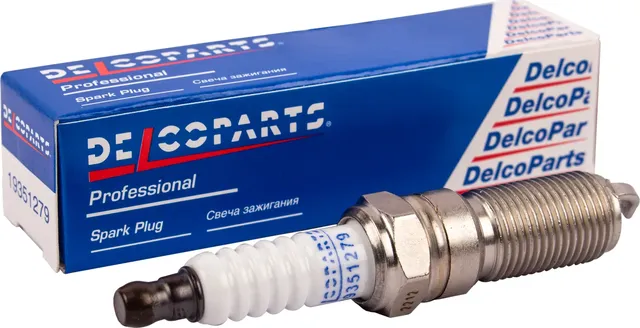 Свеча зажигания с платиновым электродом Chevrolet CAPTIVA  Opel ANTARA (Delcoparts) Delcoparts. Артикул 19351279