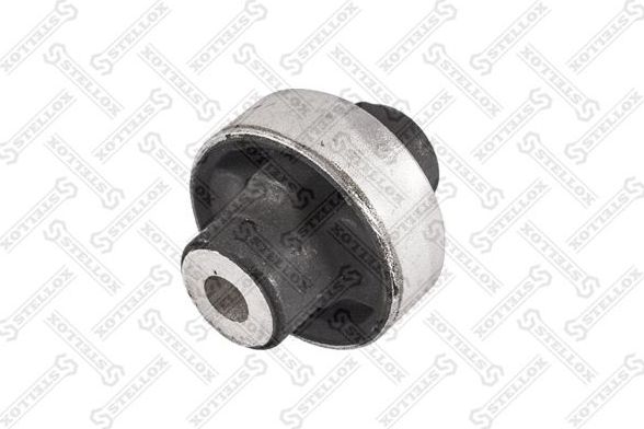 Сайлентблок переднего рычага подвески Stellox. Артикул 77-00878-SX